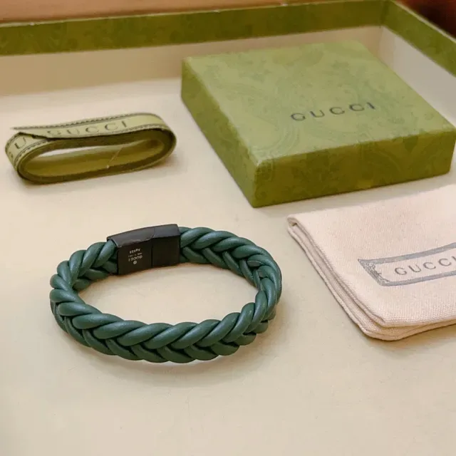 Gucci Braided Green Leather Magnetic Clasp Bracelet 9