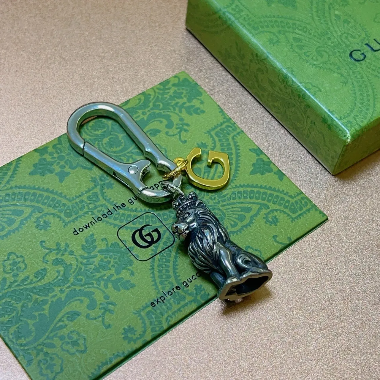 Gucci Crowned Lion Chaveiro Prata Dourado Charm Pulseira G Logo 3