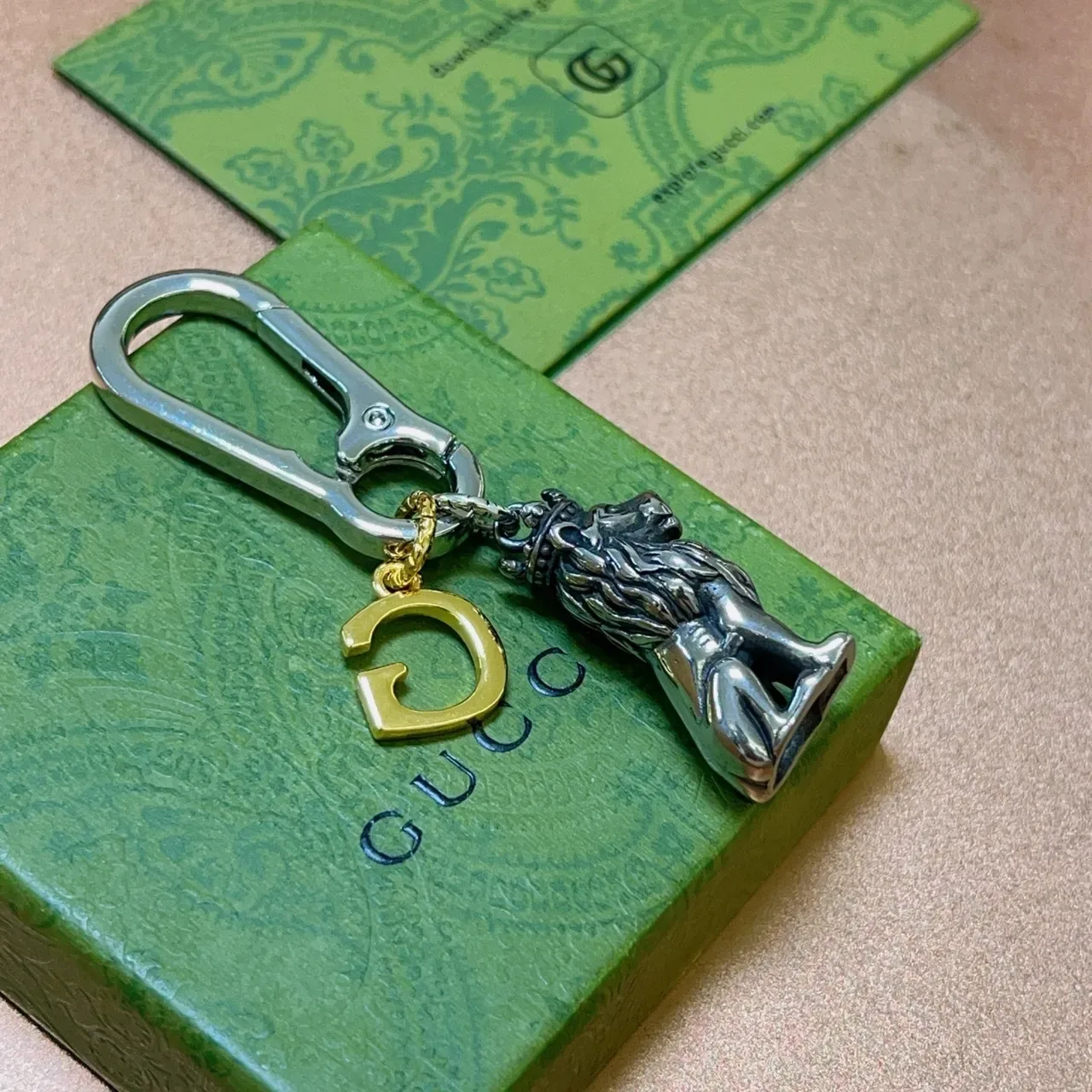 Gucci Crowned Lion Chaveiro Prata Dourado Charm Pulseira G Logo 6