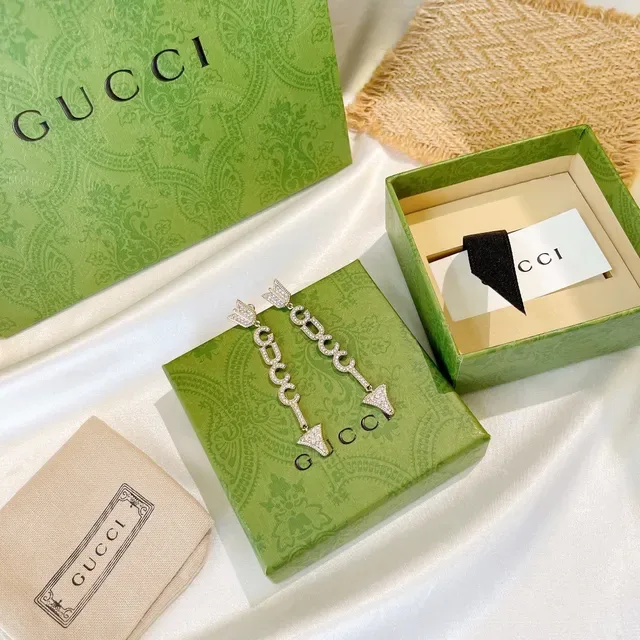 Gucci Crystal Letter Arrow Drop Earrings 6