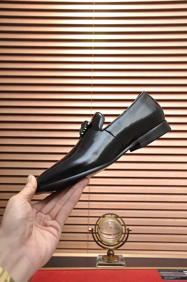 Gucci Dionysus Loafer Black Silver Glossy Patent Leather Lion Head Metal Ornament Loafer 6