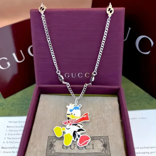 Gucci Disney Donald Duck Pendant Multicolor Silver Enamel Curb Chain Necklace 1
