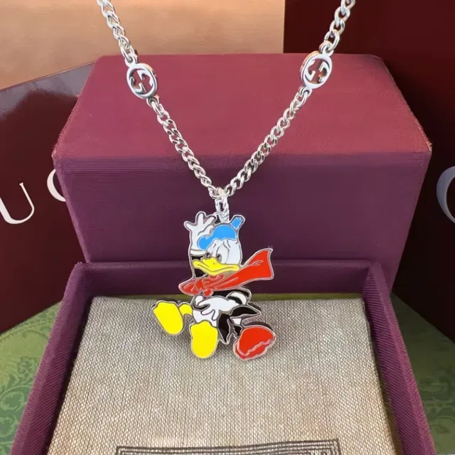 Gucci Disney Donald Duck Pendant Multicolor Silver Enamel Curb Chain Necklace 6