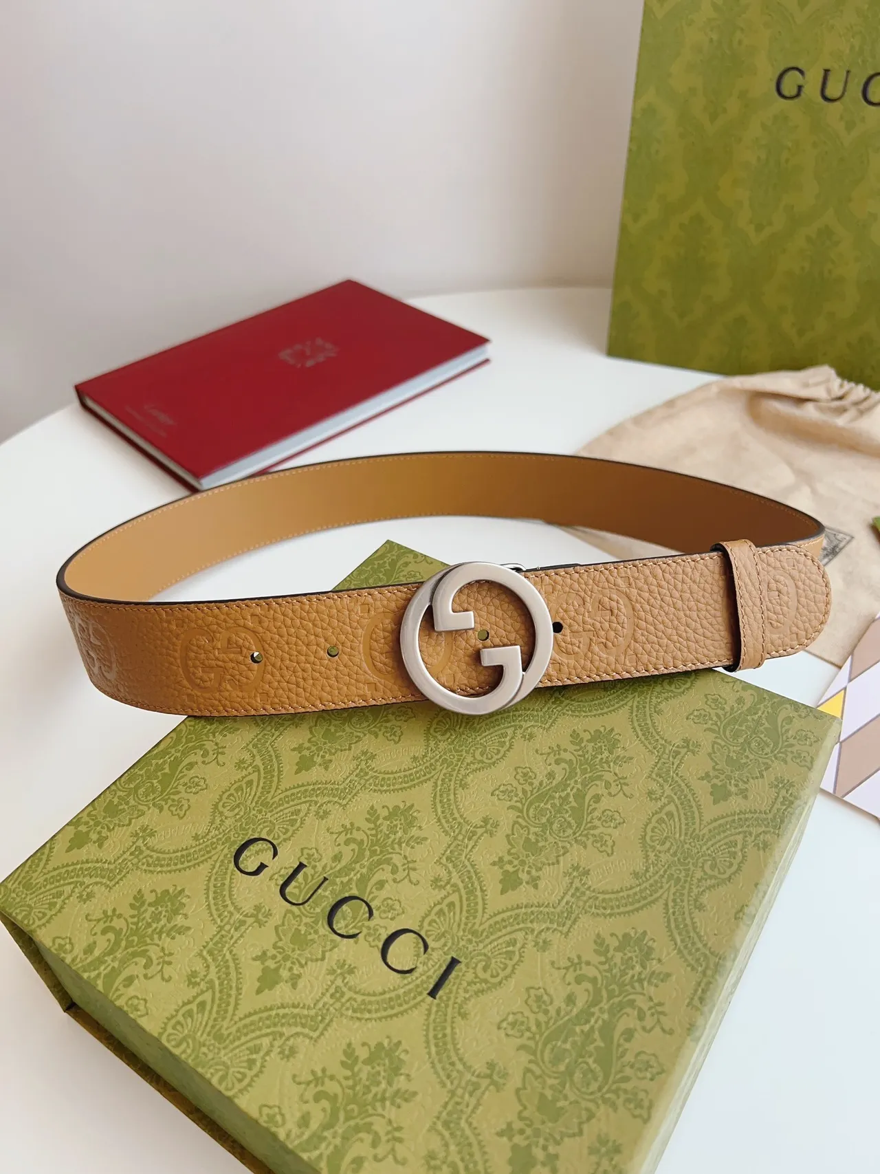 Gucci Double G Belt Beige Silver Interlocking Buckle Embossed GG Monogram Leather Belt 8