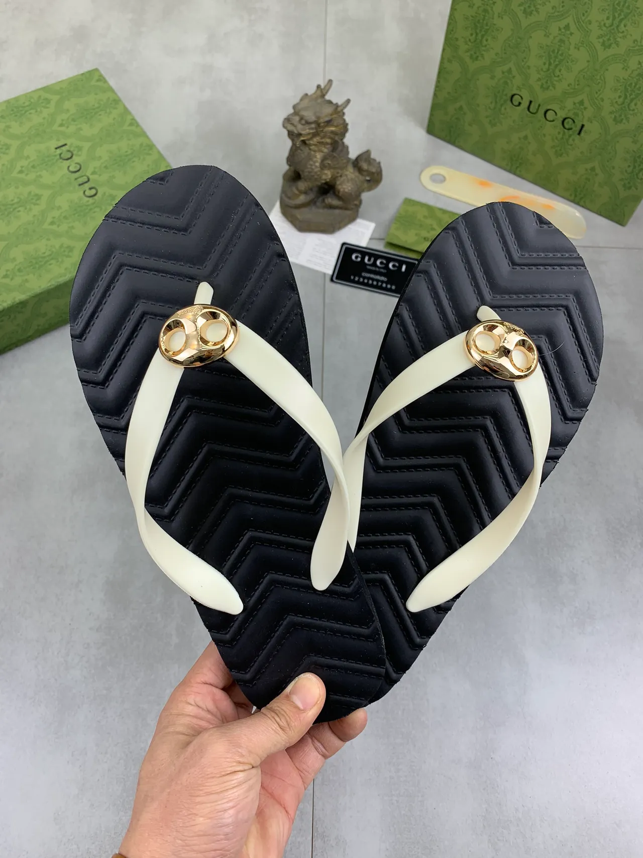 Gucci Double G Thong Black Gold Chevron-Soled Interlocking Hardware Slippers 12
