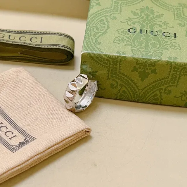 Gucci Faceted Geometric Silver Ring 6