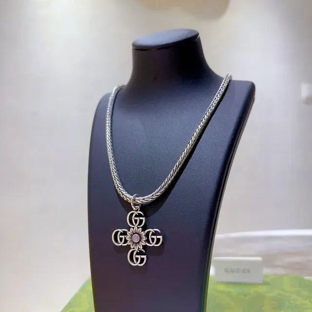 Gucci Floral GG Cross Pendant Braided Silver Chain Necklace 3
