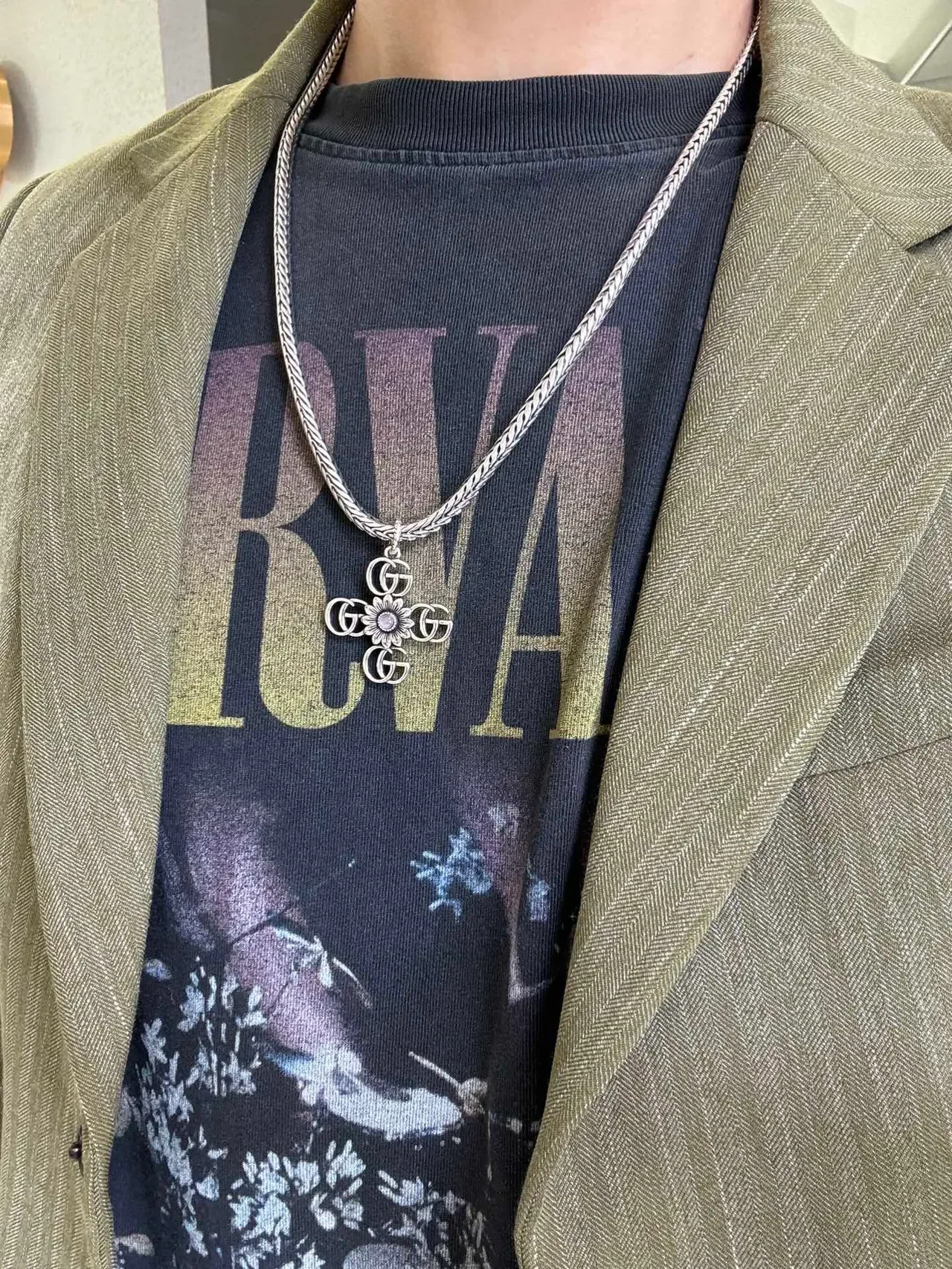 Gucci Floral GG Cross Pendant Braided Silver Chain Necklace 4