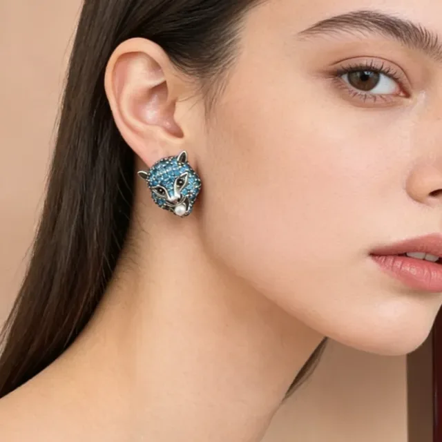 Gucci Fox-Head Pavé Crystal and Pearl Stud Earrings 3