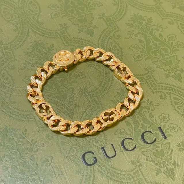 Gucci G-Link Interlocking G Gold-Tone Chain Bracelet 4