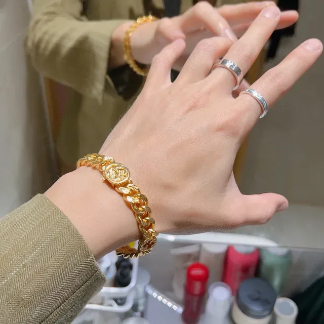 Gucci G-Link Interlocking G Gold-Tone Chain Bracelet 5