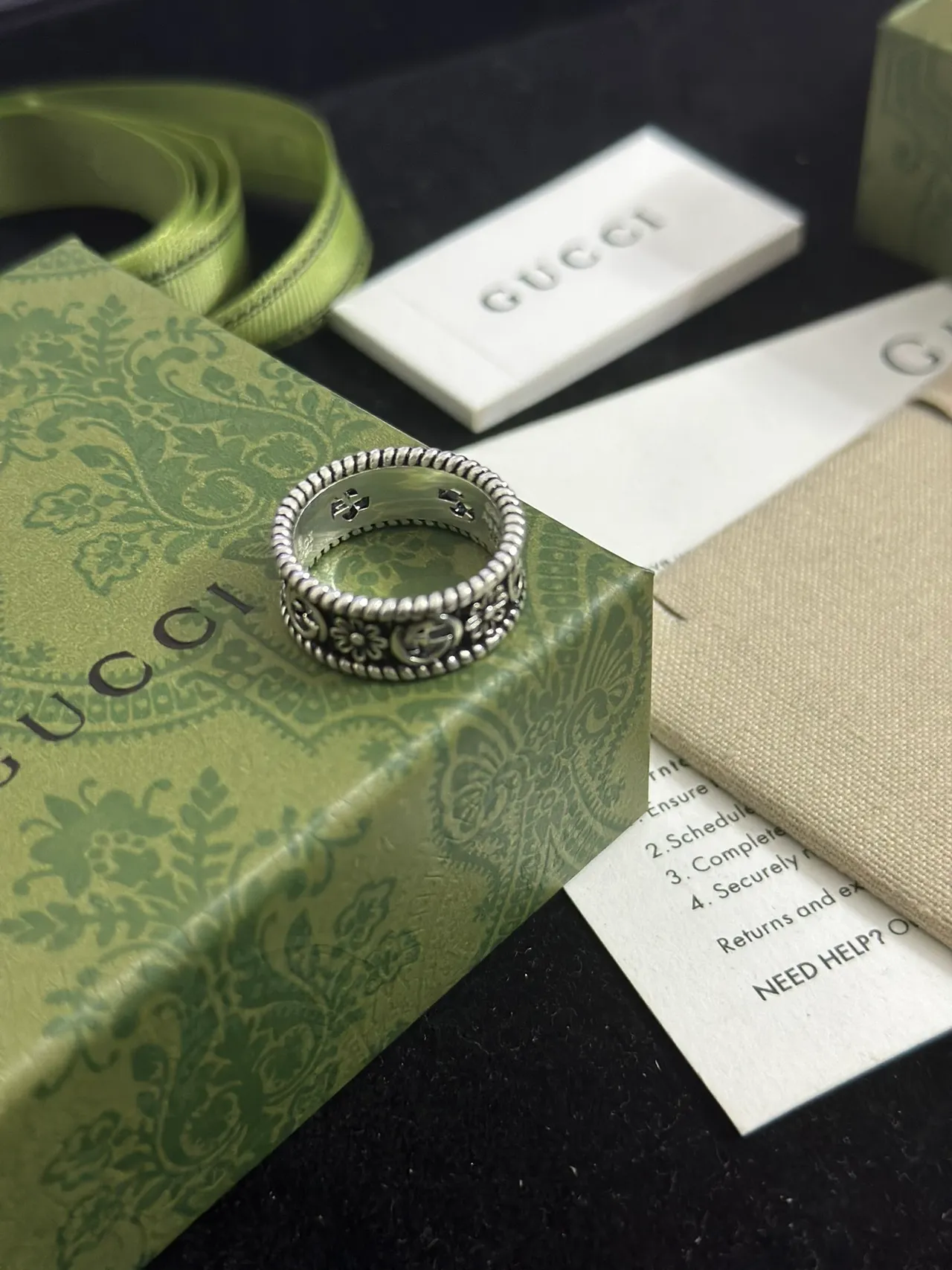 Gucci GG Flora Ring Silver Black Wide Band Beaded Edge Ring 4