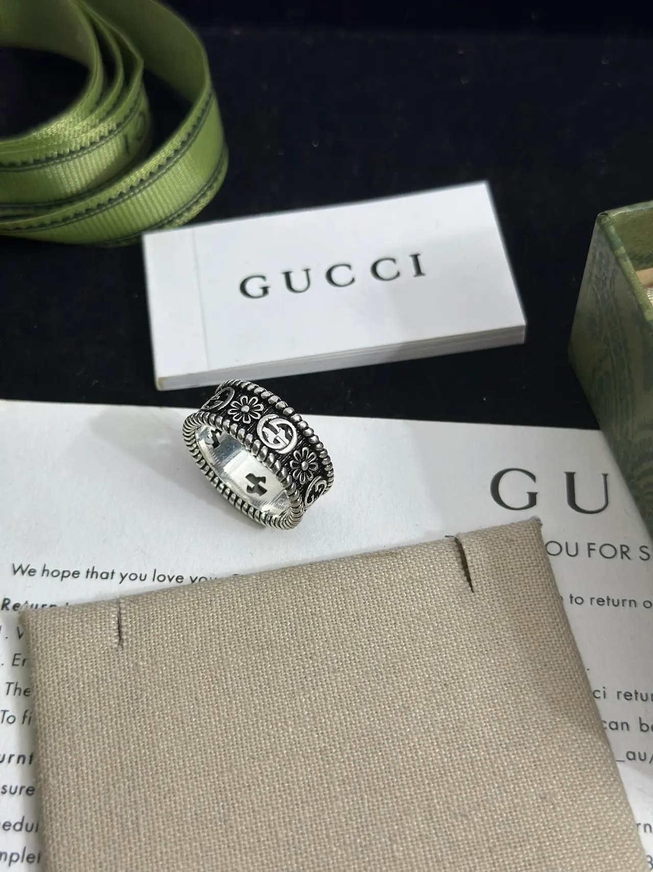 Gucci GG Flora Ring Silver Black Wide Band Beaded Edge Ring 6