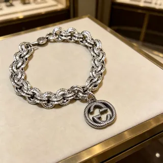 Gucci GG Marmont Corrente Entalhada Pulseira de Prata