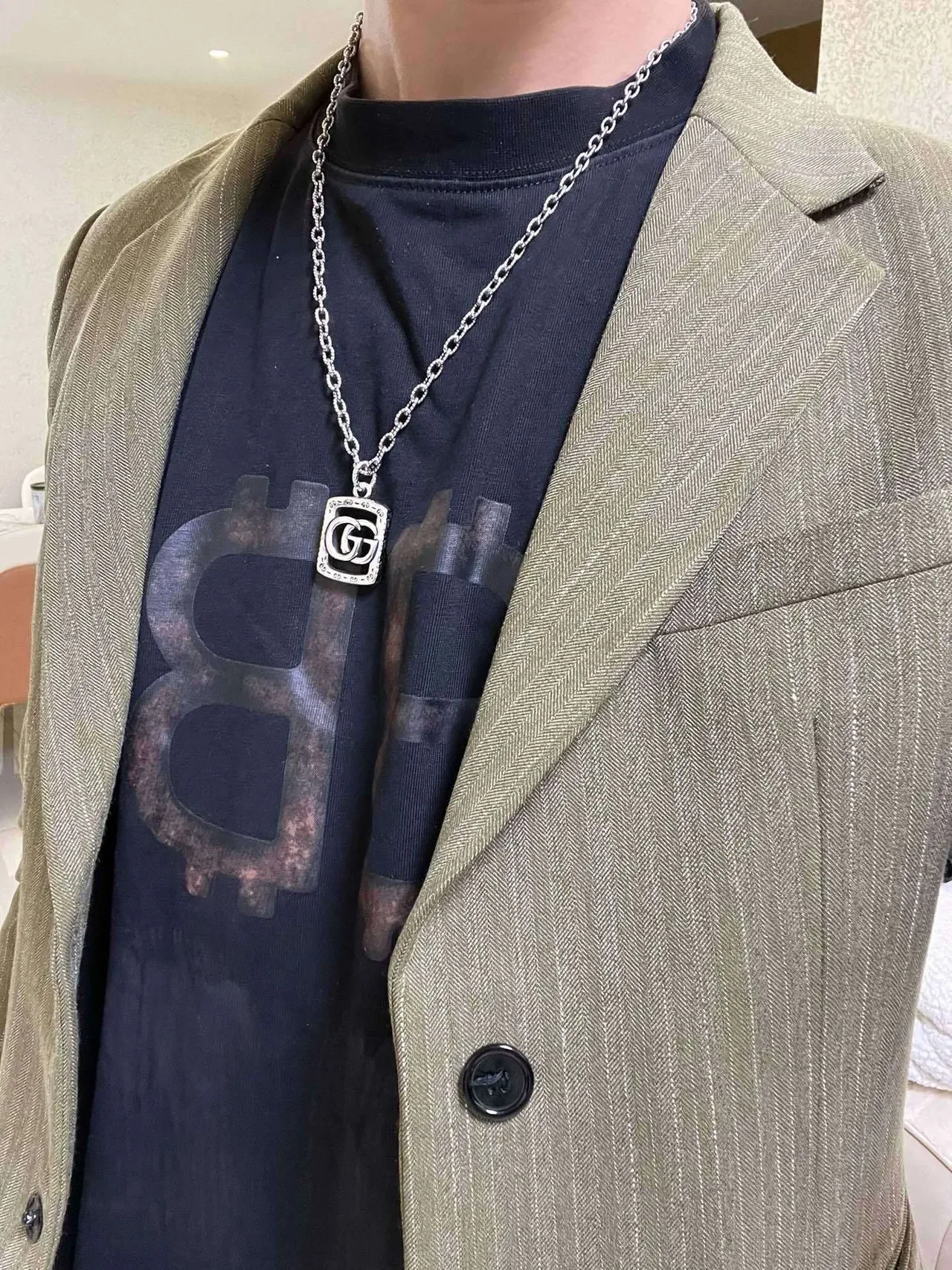 Gucci GG Marmont Interlocking G Pendant Silver-Tone Chain Necklace 2