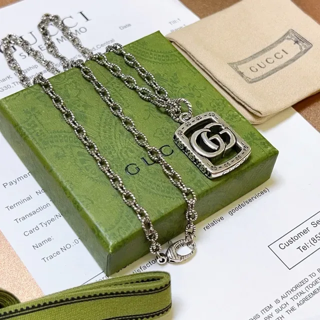 Gucci GG Marmont Interlocking G Pendant Silver-Tone Chain Necklace 4
