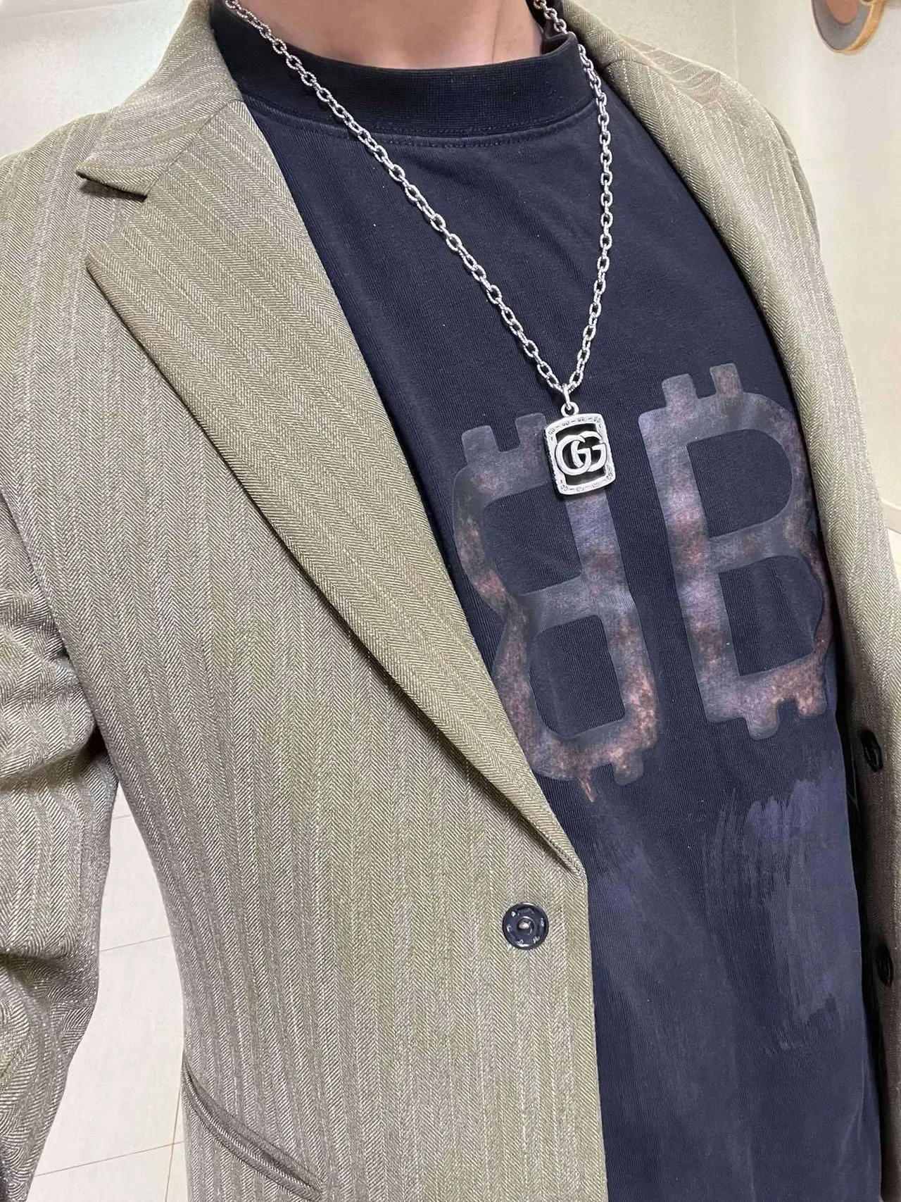 Gucci GG Marmont Interlocking G Pendant Silver-Tone Chain Necklace 7