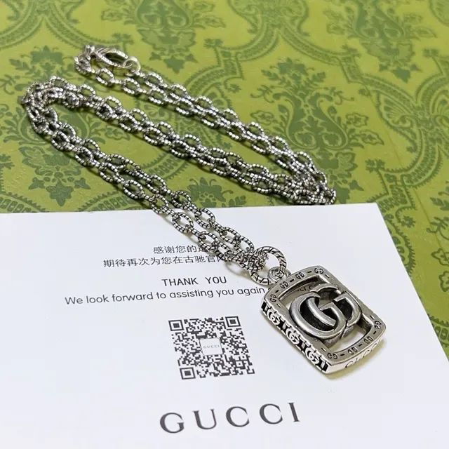 Gucci GG Marmont Interlocking G Pendant Silver-Tone Chain Necklace 8