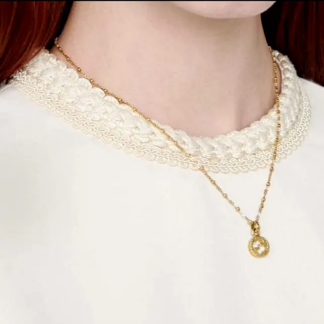 Gucci GG Marmont Pendant Gold Silver Interlocking G Logo Textured Bezel Necklace 2