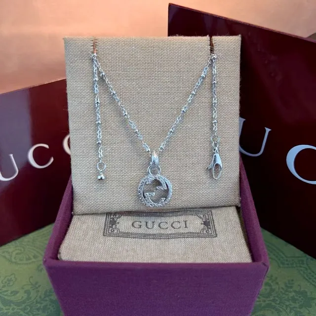 Gucci GG Marmont Pendant Gold Silver Interlocking G Logo Textured Bezel Necklace 5
