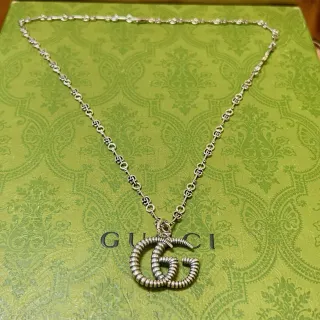 Gucci GG Marmont 绳纹双G项链