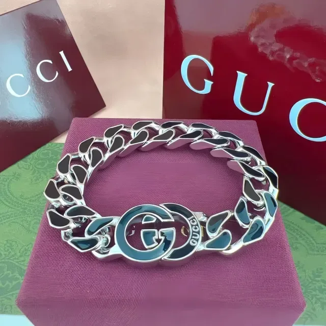 Gucci GG Marmont Silver Black Chunky Curb-Link Chain Interlocking Double-G Logo Clasp Bracelet 7