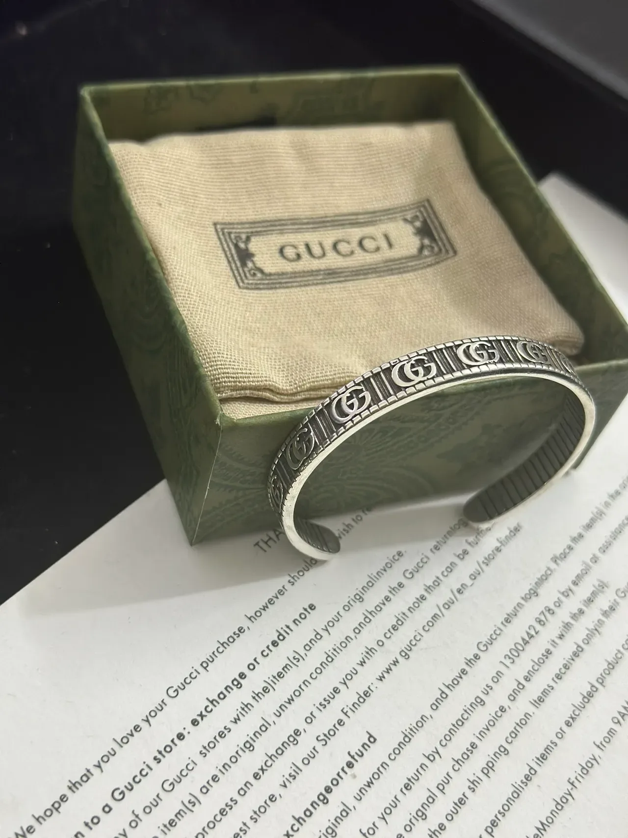 Gucci GG Marmont Silver Interlocking Motif Ribbed Interior Bracelet 3