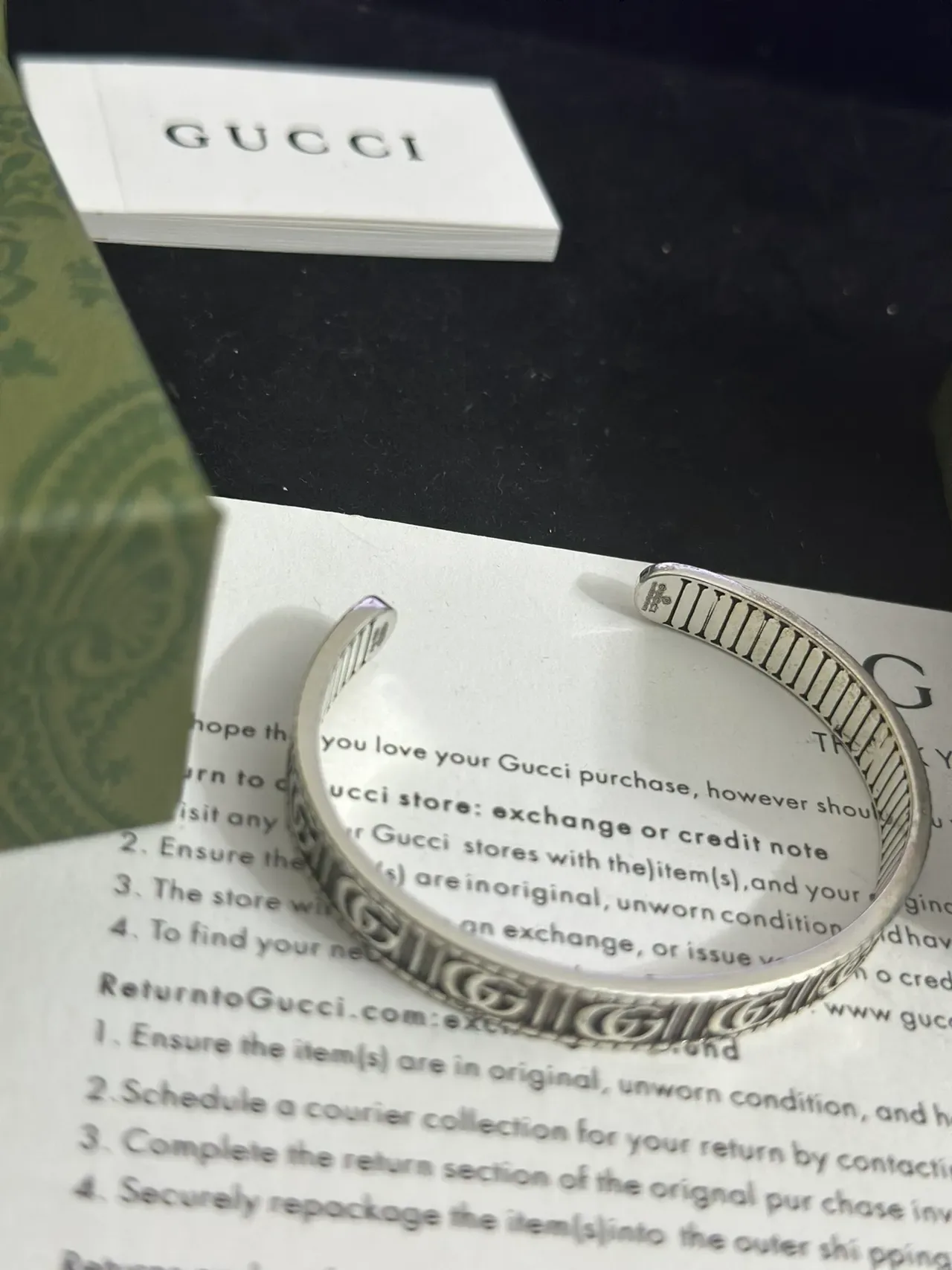 Gucci GG Marmont Silver Interlocking Motif Ribbed Interior Bracelet 5