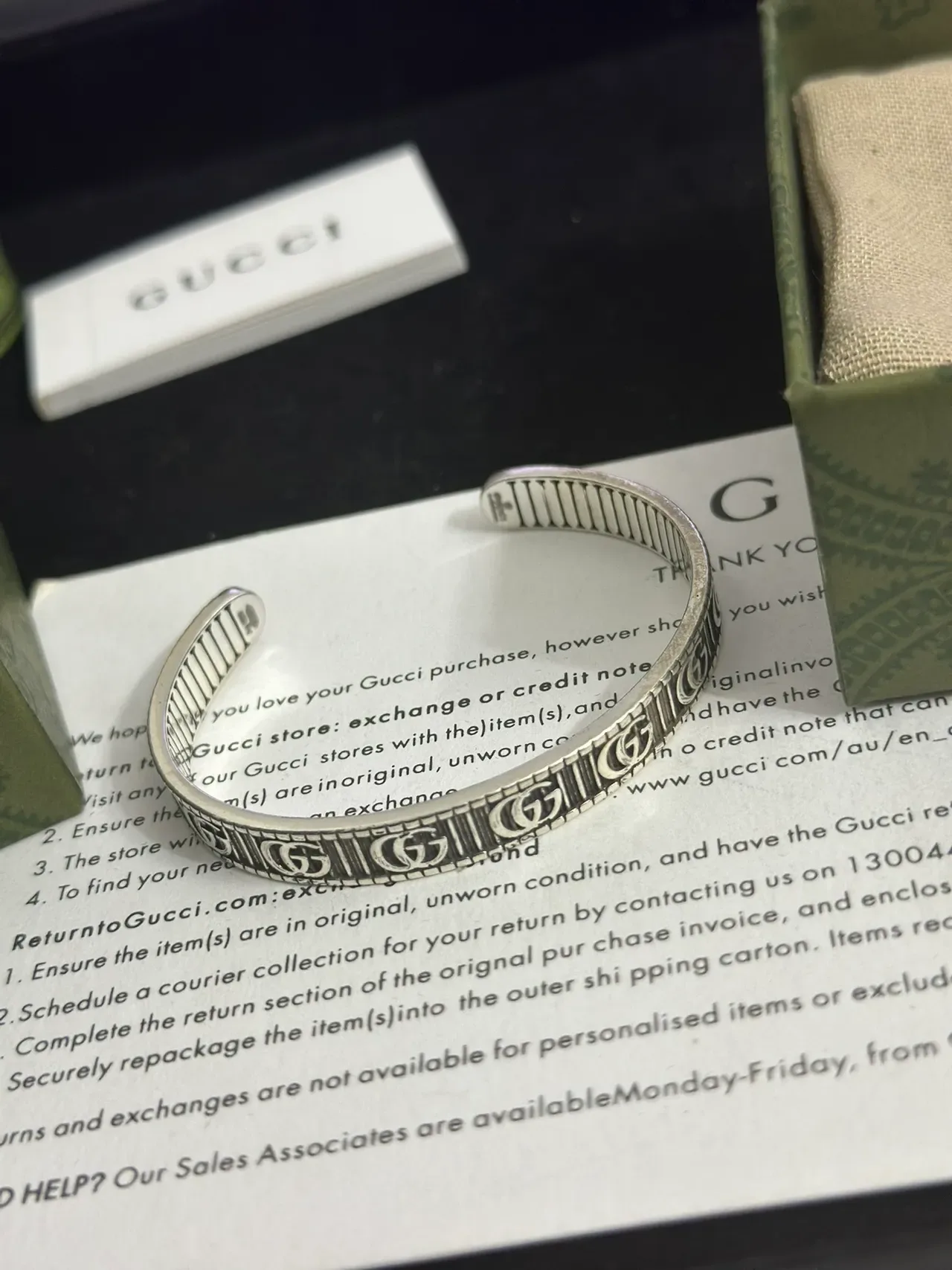 Gucci GG Marmont Silver Interlocking Motif Ribbed Interior Bracelet 6
