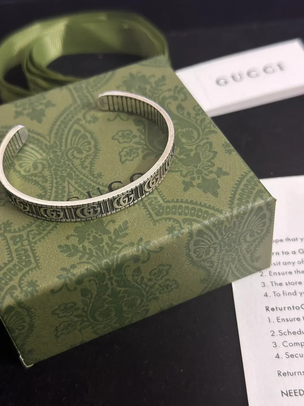Gucci GG Marmont Silver Interlocking Motif Ribbed Interior Bracelet 7