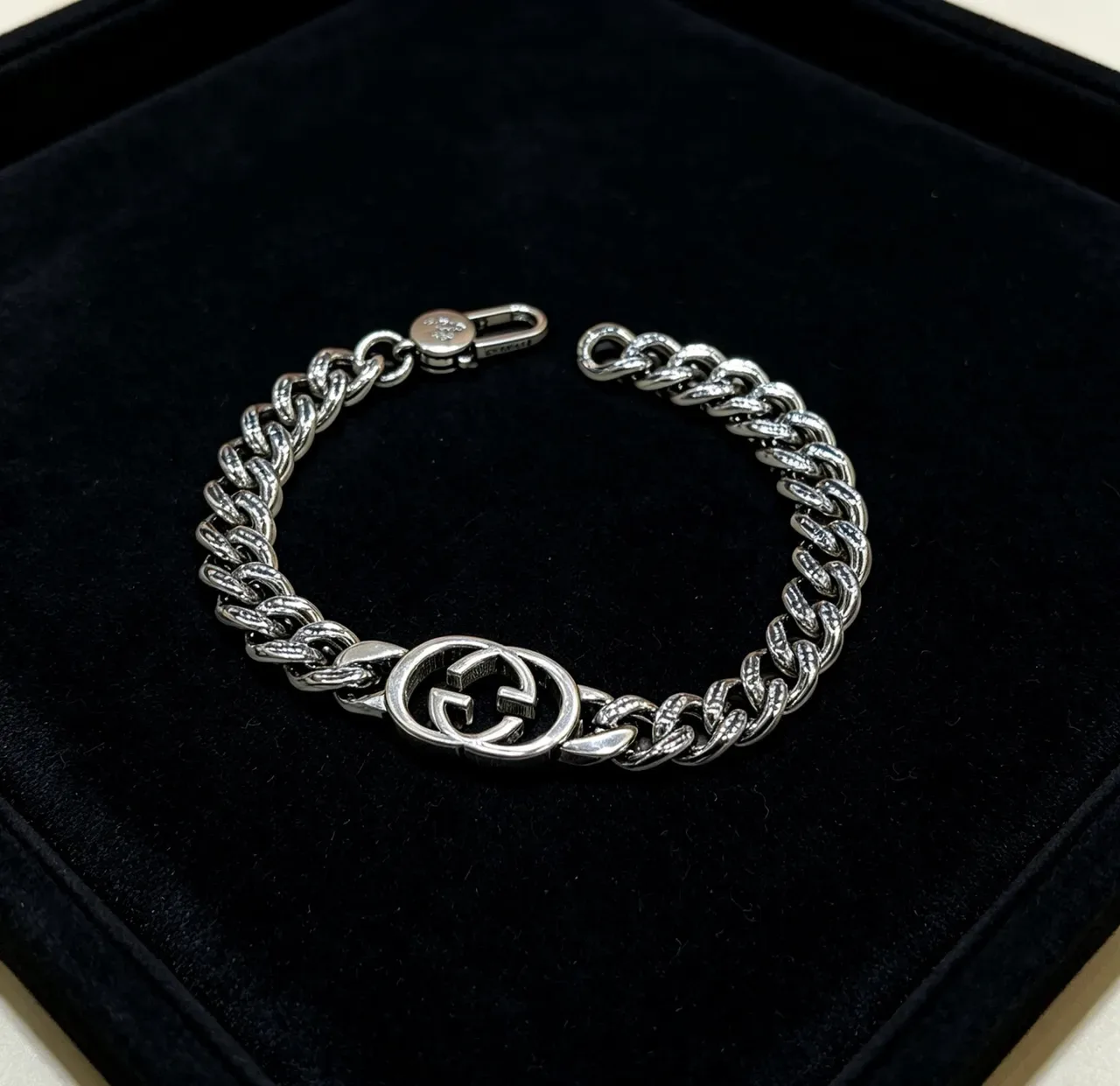 Gucci GG Marmont Silver-Tone Curb-Link Bracelet 8