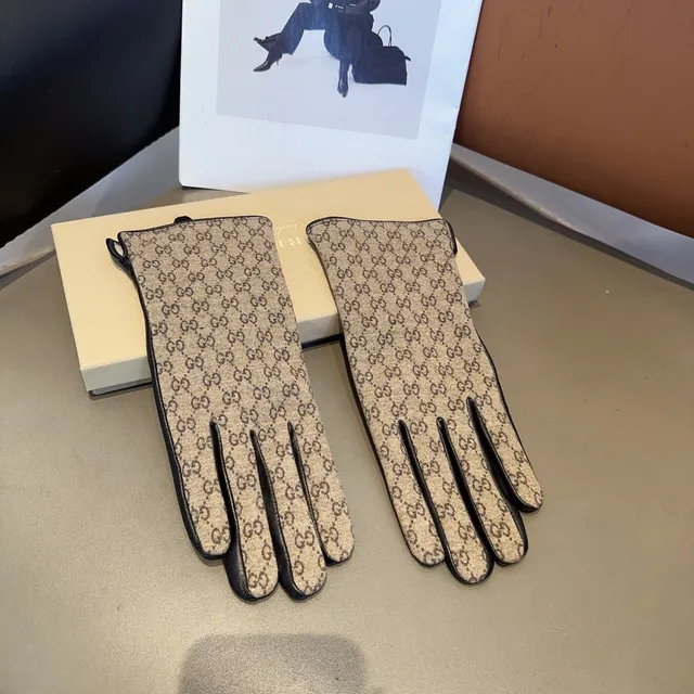 Gucci GG Monogram Canvas and Leather Gloves 7
