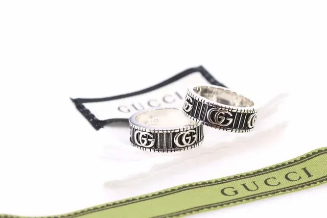 Gucci GG Running Silver Black Wide Band Interlocking G Logo Ring 5