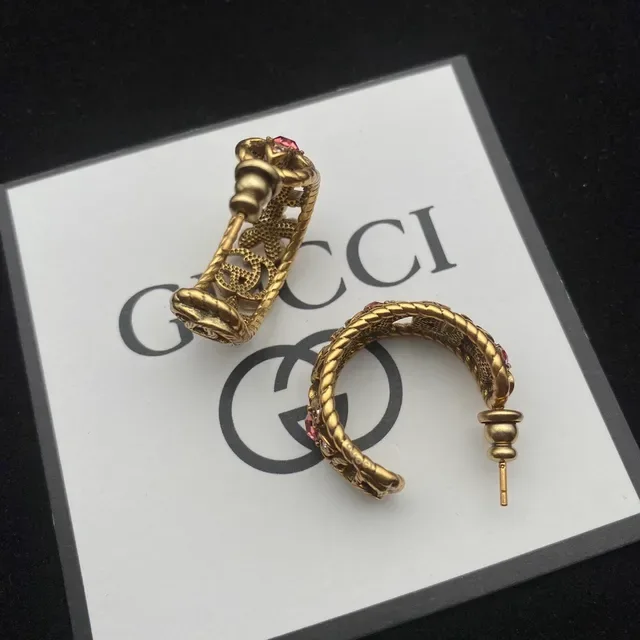 Colar Gucci Dourado Rosa Enrolado GG Links Flores de Cristal 2