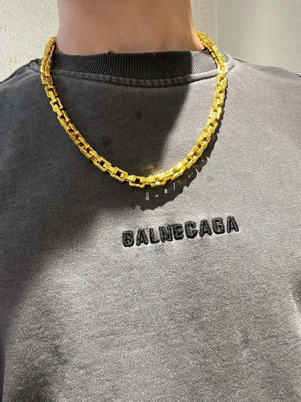 Gucci Gold-Tone Engraved Link Chain Necklace 5