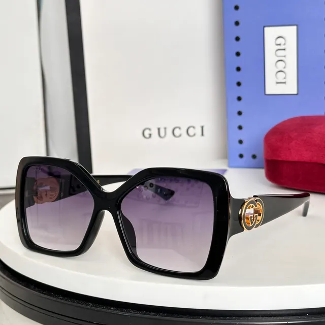 Gucci 绿色超大方形镜框醋酸镜面太阳镜 4