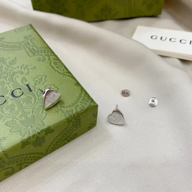 Gucci Heart-Shaped Engraved Logo Stud Earrings 2