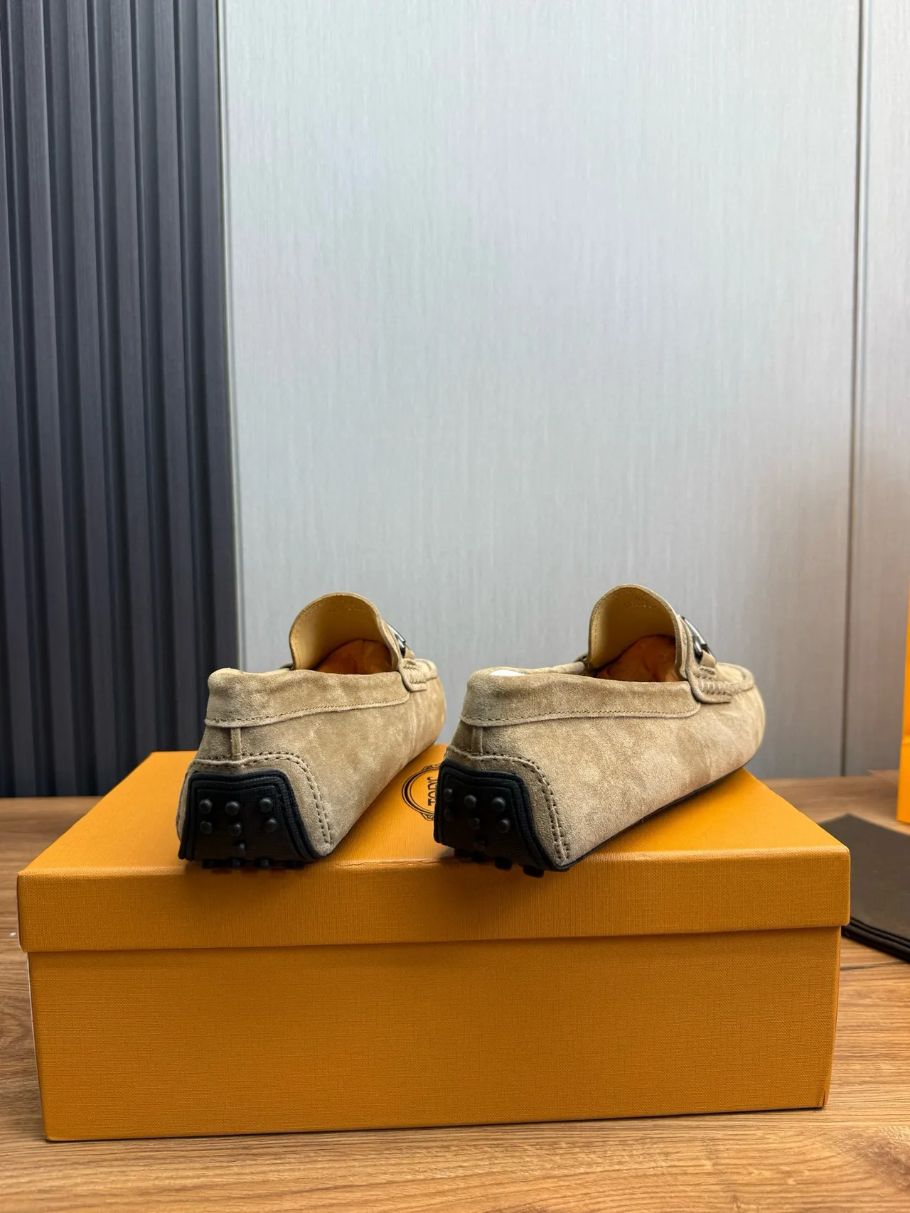 Gucci Horsebit 1955 Mocassins en daim beige 6