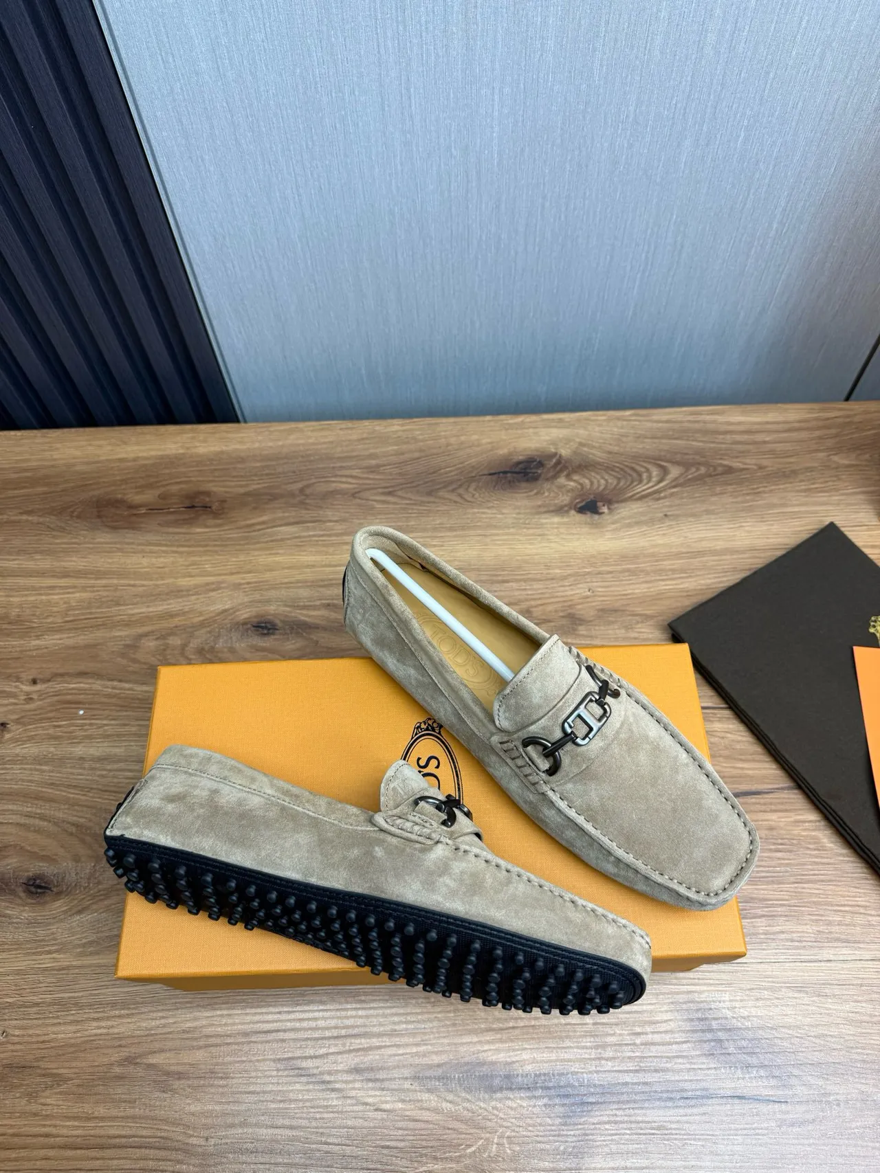 Gucci Horsebit 1955 Mocassins en daim beige 7