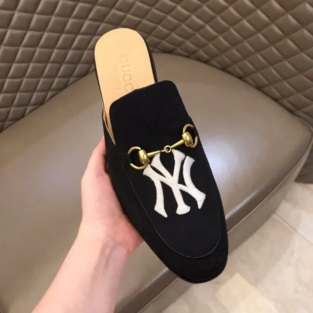 Gucci Horsebit 1955 Noir et Blanc NY Logo Loafers 2