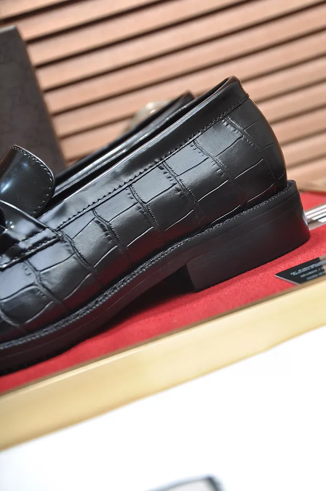 Gucci Horsebit 1955 Mocassins en Cuir Noir Embossé Crocodile 8