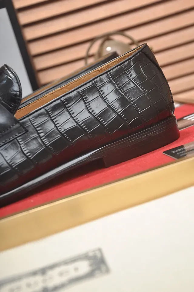 Gucci Horsebit 1955 Mocassins en Cuir Noir Embossé Crocodile 9