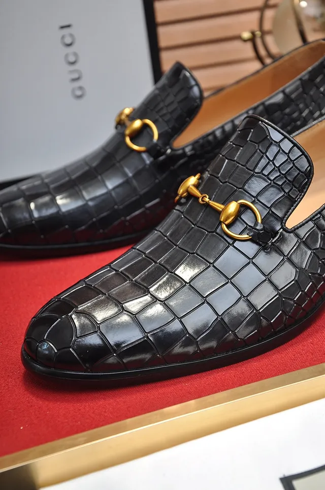 Gucci Horsebit 1955 Black Crocodile-Embossed Leather Loafers 2