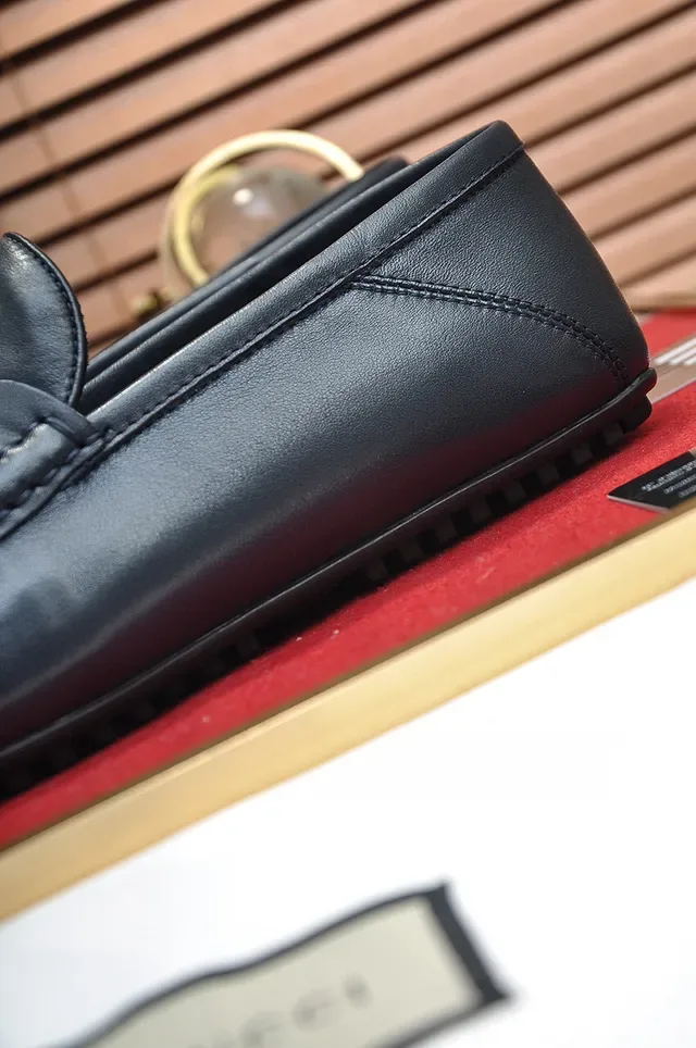 Gucci Horsebit 1955 Black Leather Gold Buckle Loafers 3