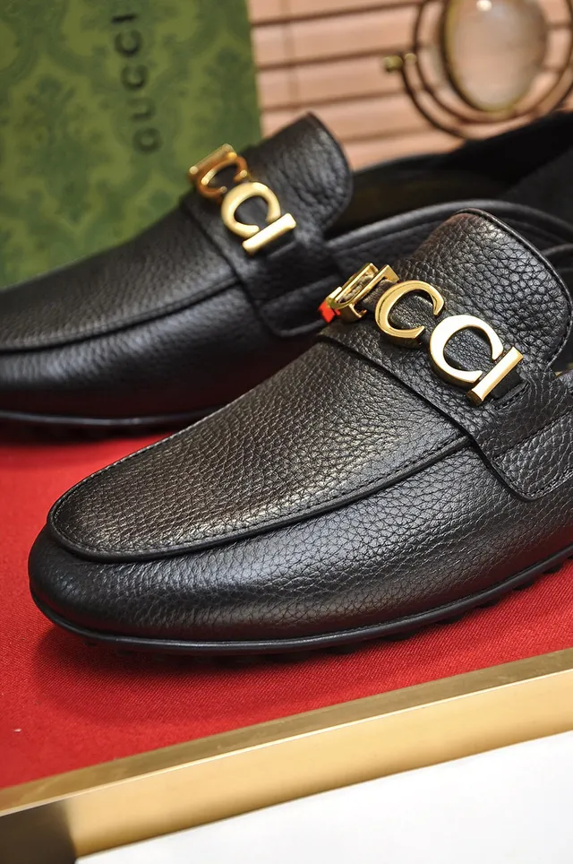 Gucci Horsebit 1955 Couro preto texturizado dourado Horsebit loafers 3
