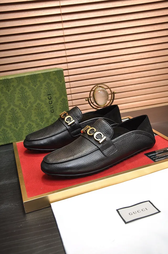 Gucci Horsebit 1955 Couro preto texturizado dourado Horsebit loafers 8