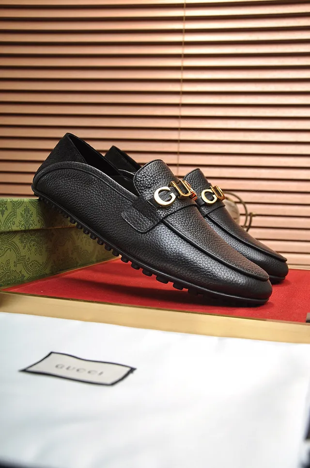 Gucci Horsebit 1955 Couro preto texturizado dourado Horsebit loafers 9