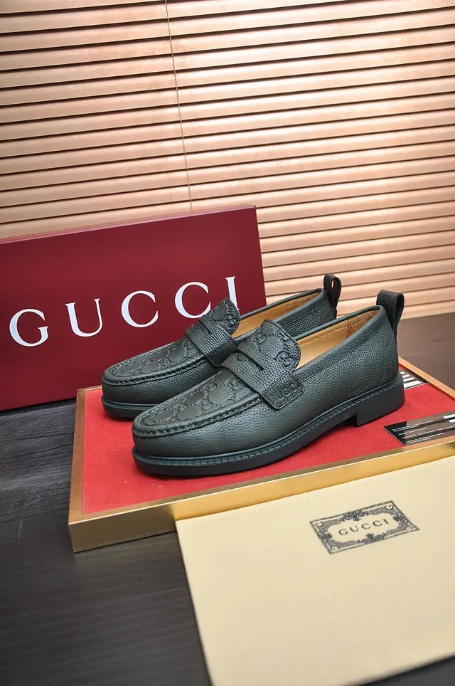 Gucci Horsebit 1955 Black Pebbled Leather Loafer 4