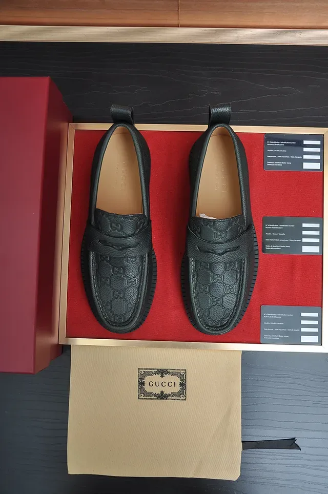 Gucci Horsebit 1955 Black Pebbled Leather Loafer 5