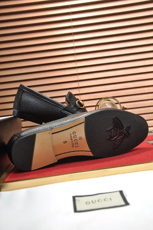Gucci Horsebit 1955 Black Pebbled Leather Loafers 3
